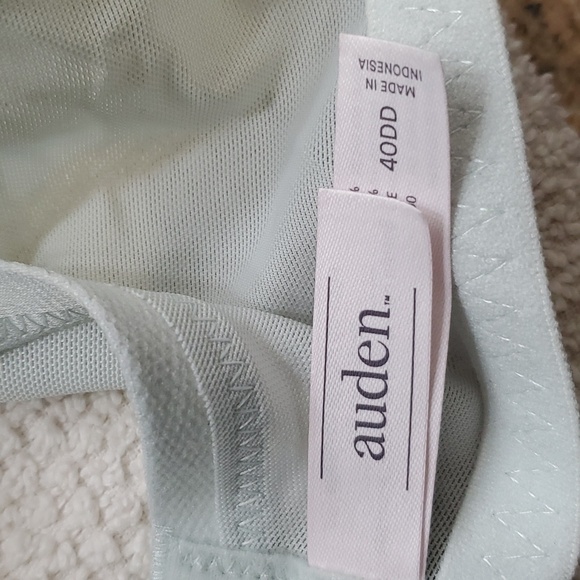 AUDEN 40 DD PUSH UP PLUNGE COVERAGE UNDERWIRE BRA - Picture 10 of 13